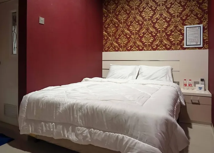 Omah Kalimosodo Mitra RedDoorz near Stasiun Malang Kota Baru Hotel